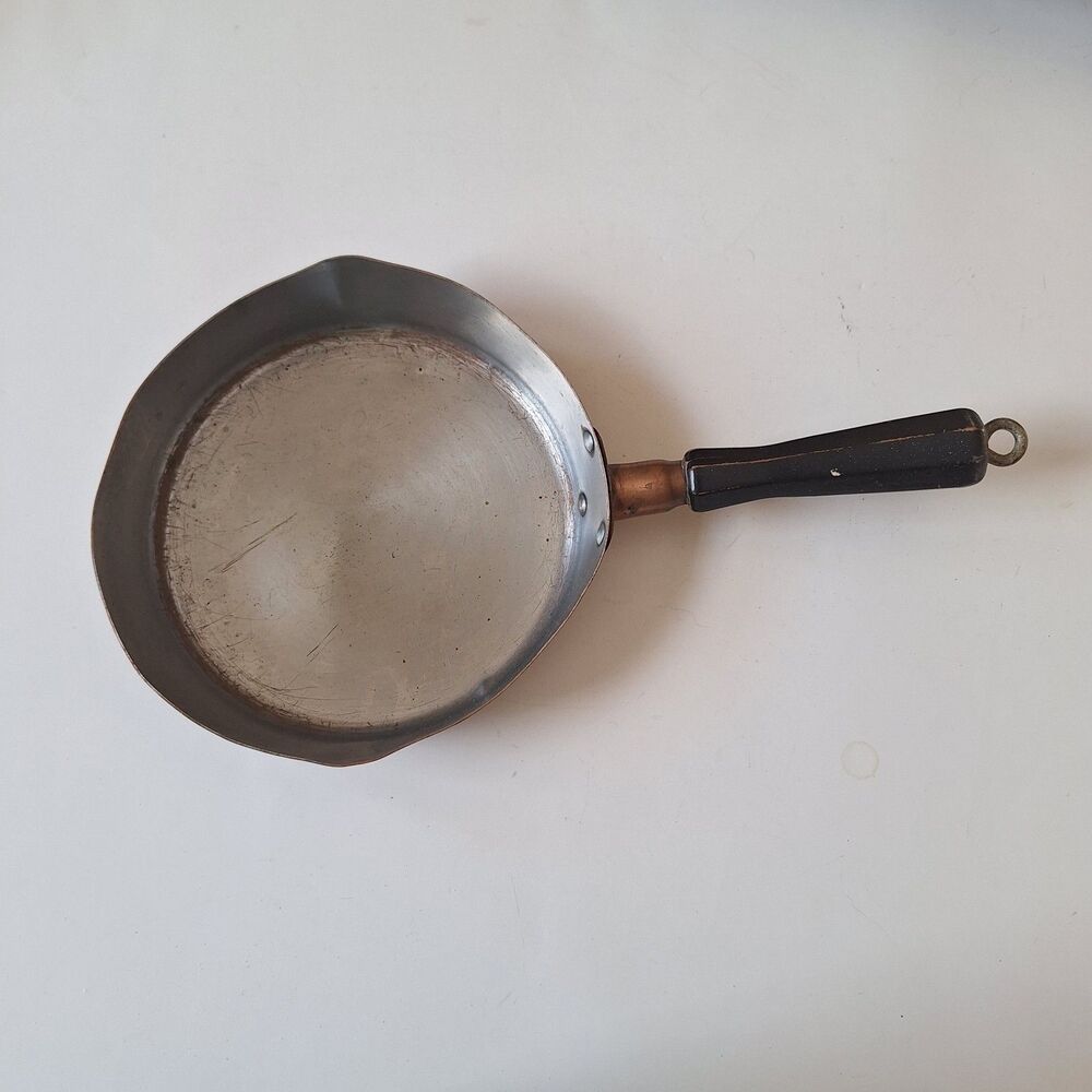 Vintage Revere Solid Copper Skillet 7” Rome NY Tin Lined Frying Pan Bakelite